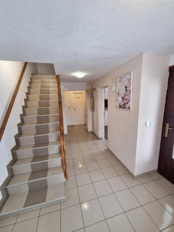 Apartments Luka Rakovica Luaran gambar