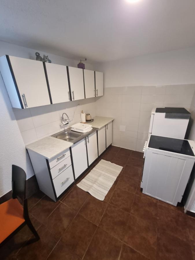 Apartments Luka Rakovica Luaran gambar