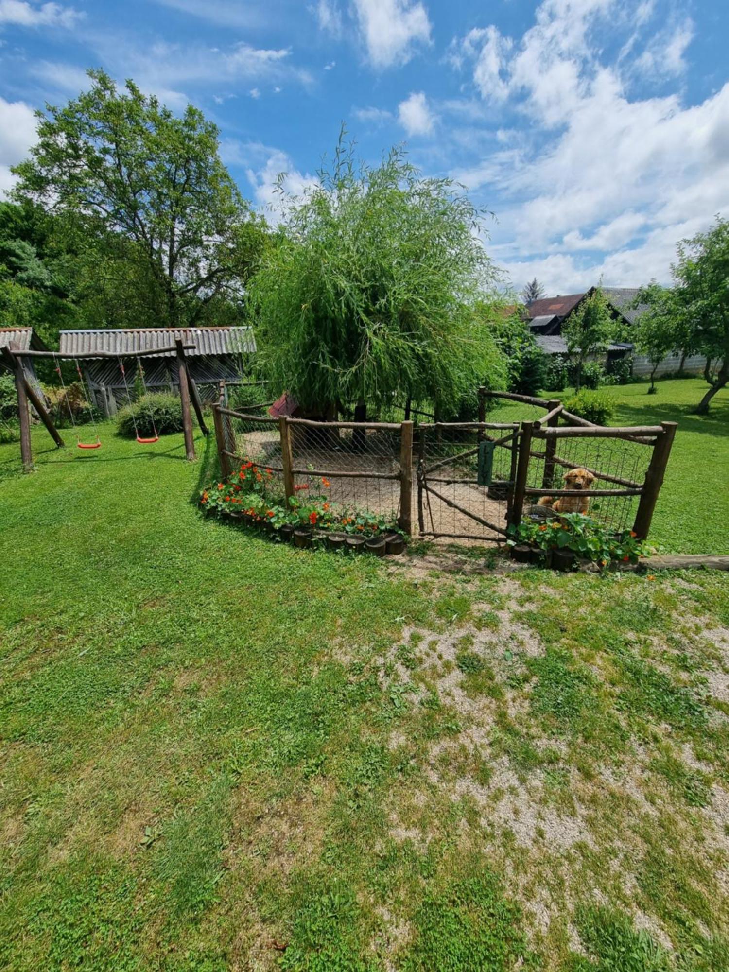 Apartments Luka Rakovica Luaran gambar