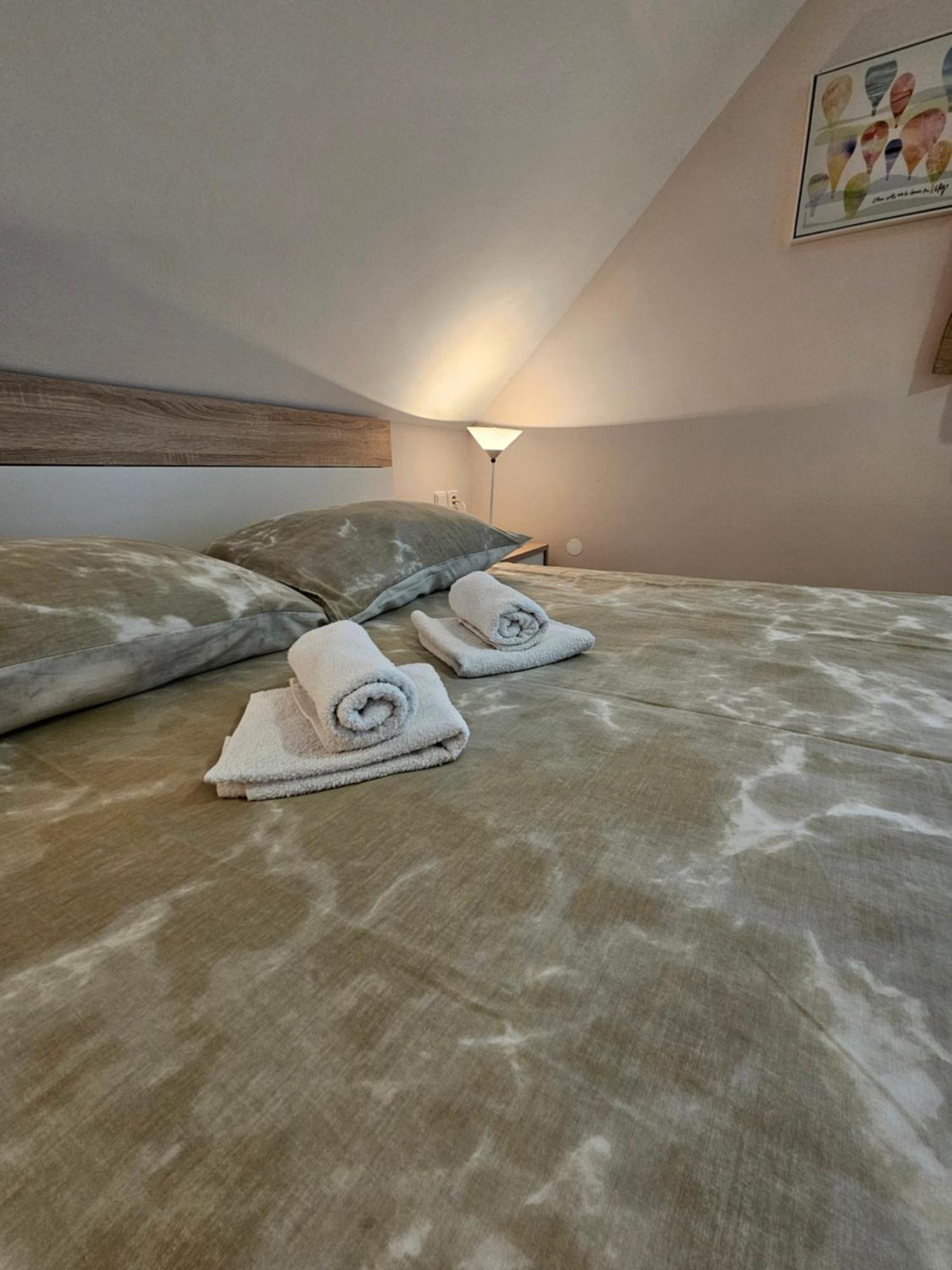 Apartments Luka Rakovica Luaran gambar