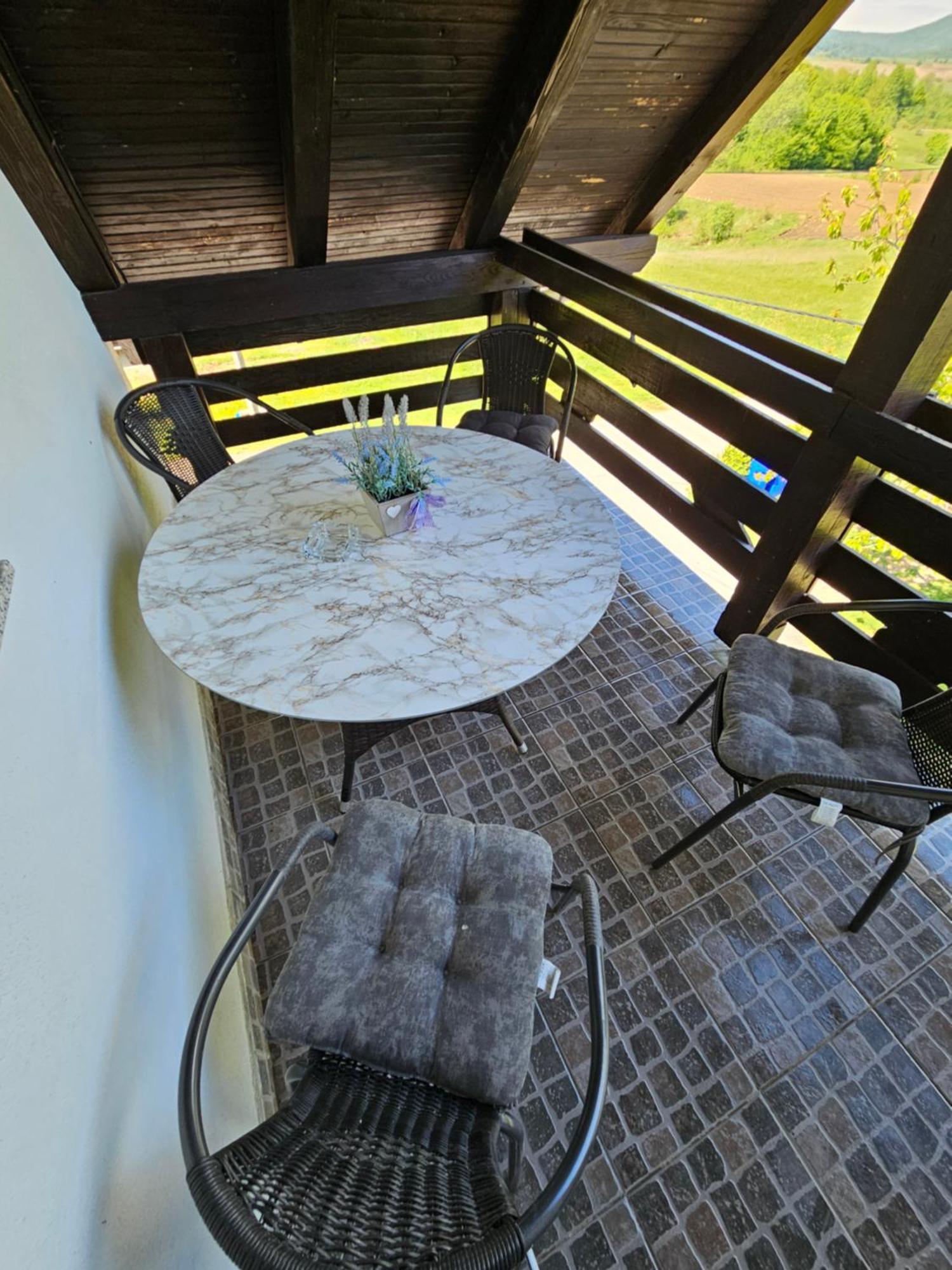 Apartments Luka Rakovica Luaran gambar